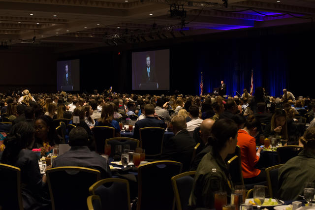 WAI Luncheon, speaker FedEx Corp President David Bronczek